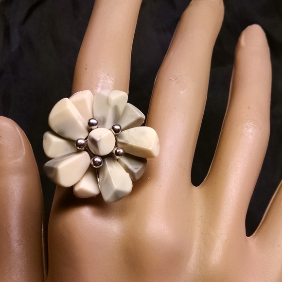 Large 3D Flower Sexy Stylish Cocktail Ring